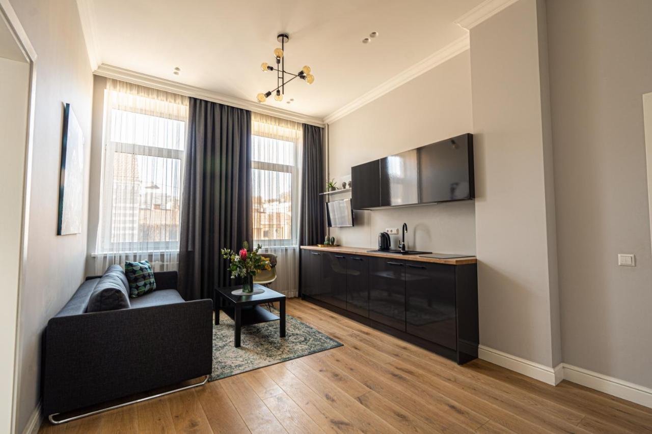 Beautiful Apartment In The Heart Of Каунас Екстериор снимка