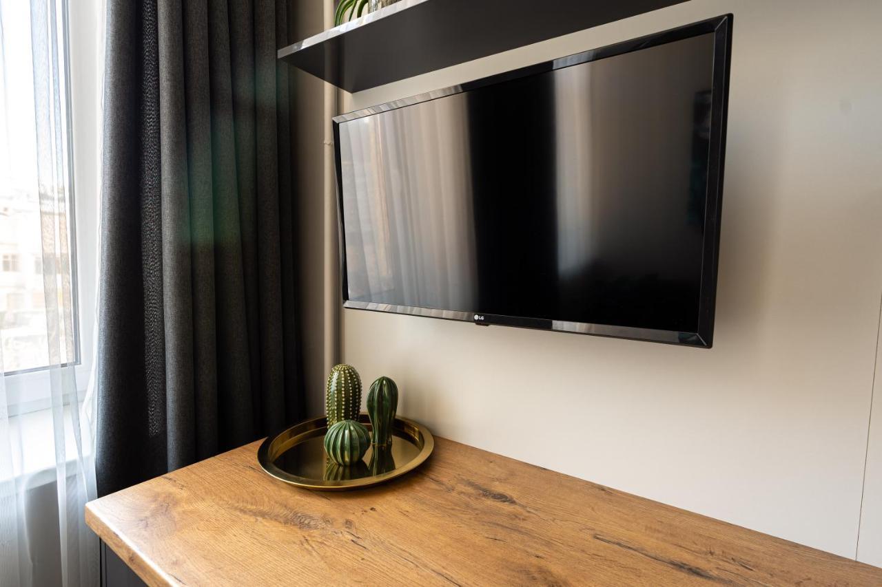 Beautiful Apartment In The Heart Of Каунас Екстериор снимка