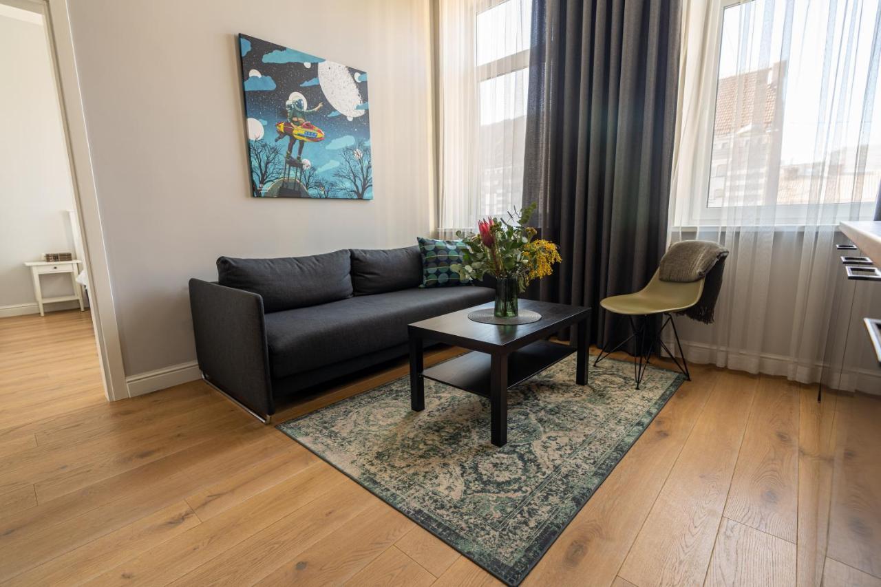 Beautiful Apartment In The Heart Of Каунас Екстериор снимка