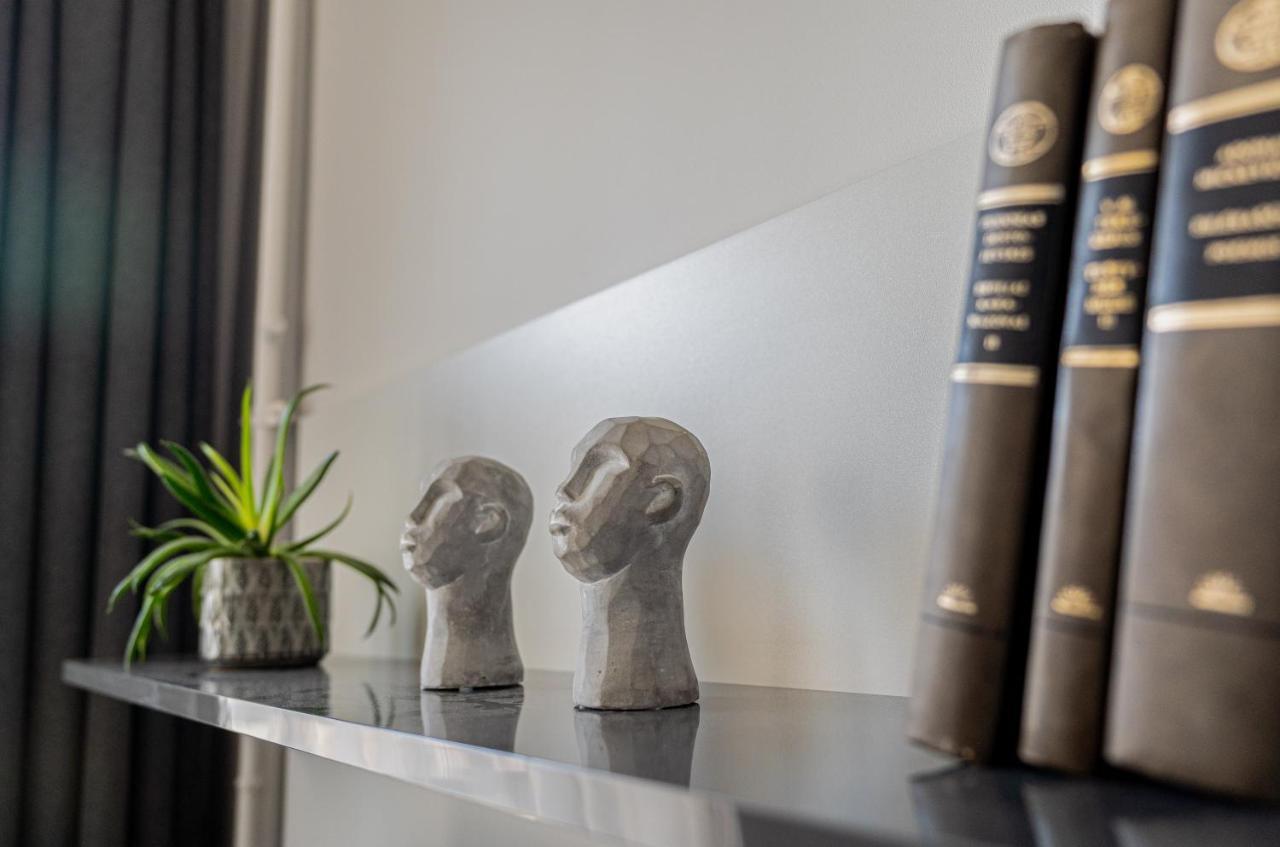 Beautiful Apartment In The Heart Of Каунас Екстериор снимка