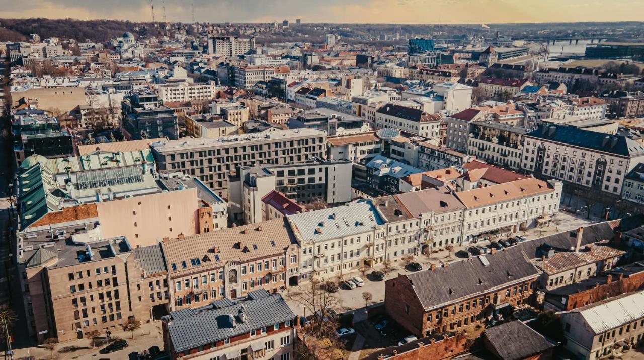Beautiful Apartment In The Heart Of Каунас Екстериор снимка